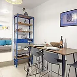 Semesterbostad Tiny Townhouse By Junto Ao Mar