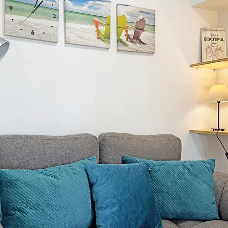 Tiny Townhouse By Junto Ao Mar Tavira