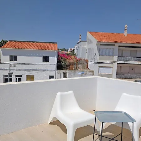Tiny Townhouse By Junto Ao Mar Tavira