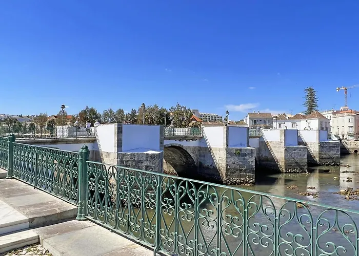 Tiny Townhouse By Junto Ao Mar بيت للعطل