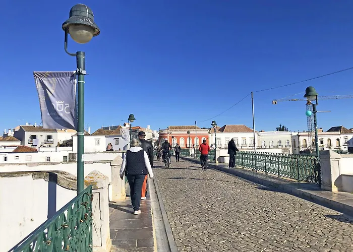 Tiny Townhouse By Junto Ao Mar بيت للعطل تافيرا