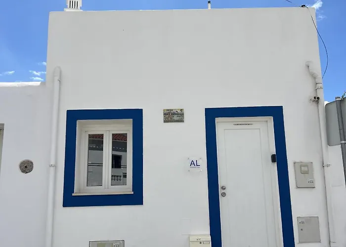 Tiny Townhouse By Junto Ao Mar 塔维拉