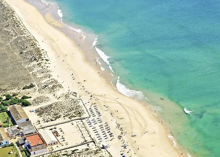 度假居 Tiny Townhouse By Junto Ao Mar 塔维拉